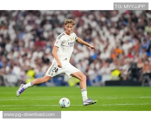 中超精彩对决那不勒斯大胜皇马乌龙球引发全场狂欢点评